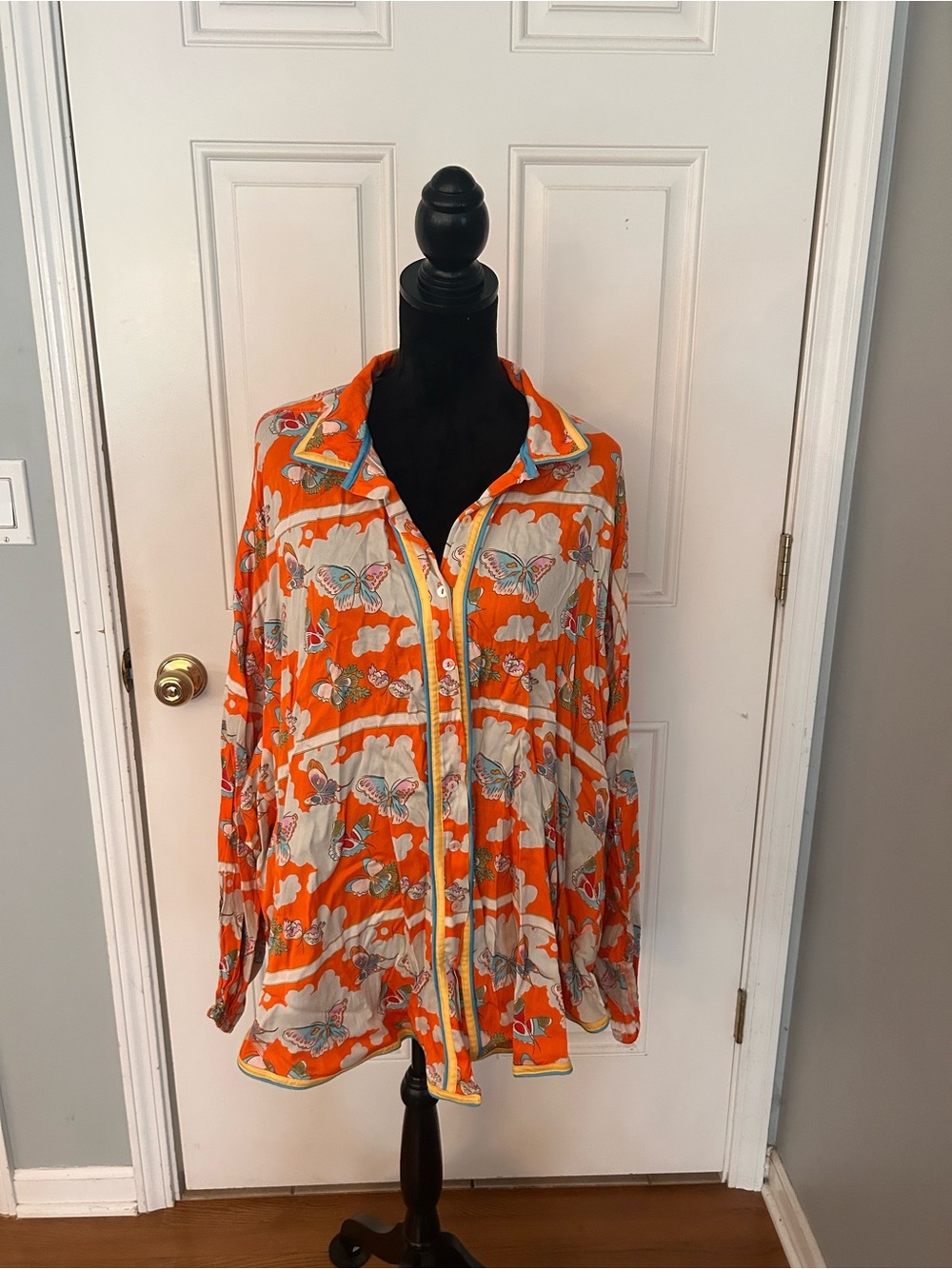 Kinga Csilla, Orange Butterfly Print Button-Up Blouse